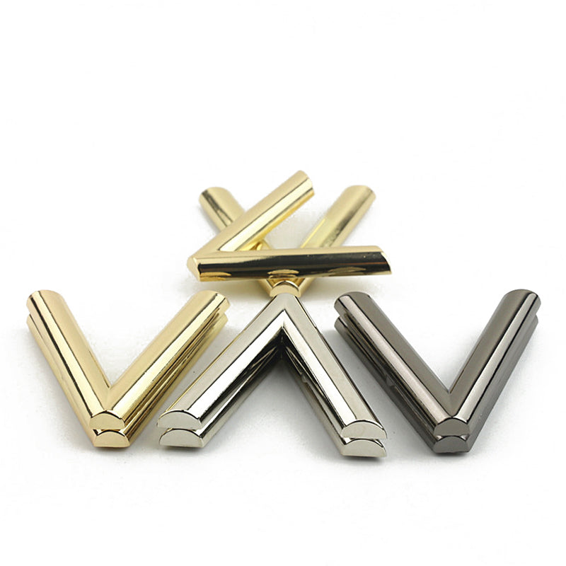 Bag hardware accessories metal deformation V-shaped decoration lock