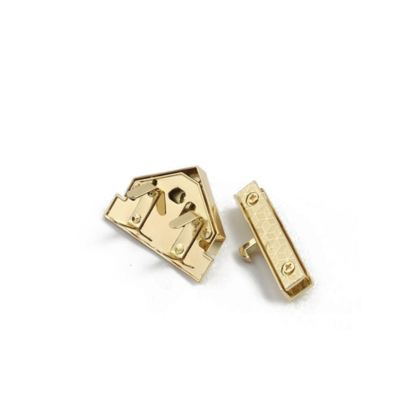 Bag accessories triangle shape metal press push locks