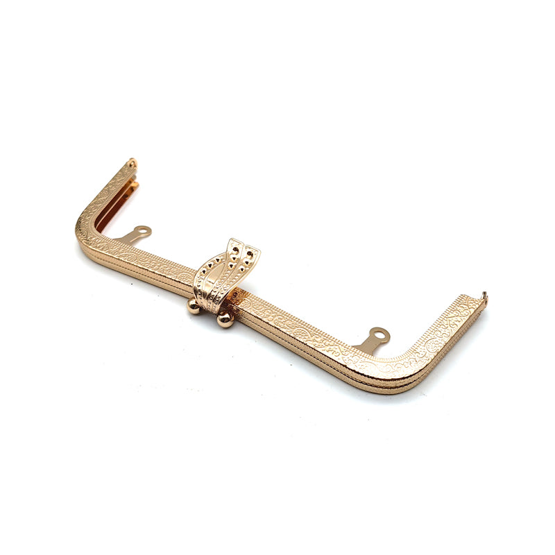 Special design flip cover clip lock embossing pattern light gold clutch bag metal frame 20.5cm
