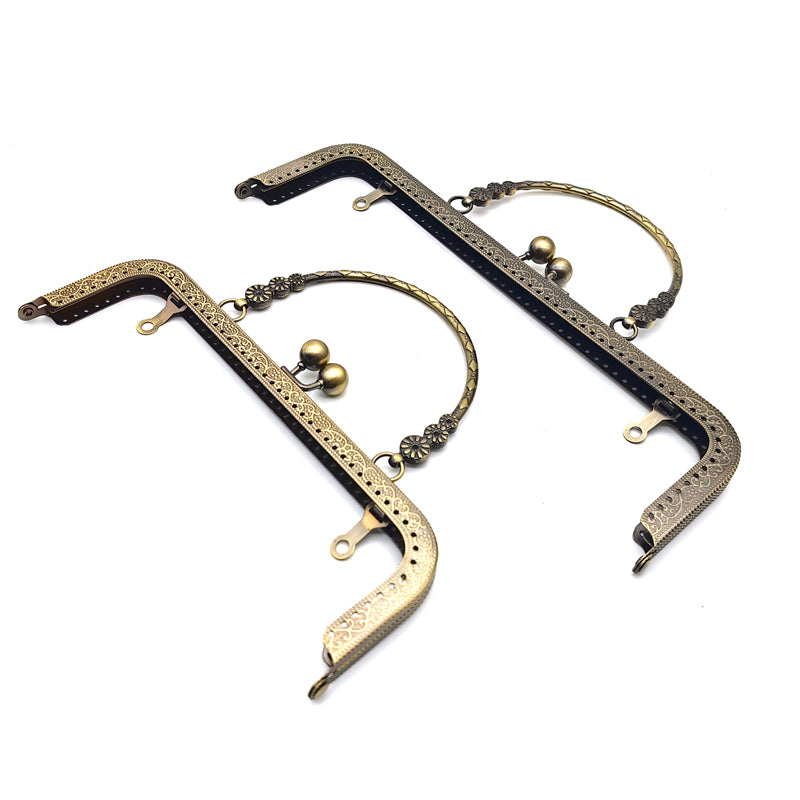 Fashion design 20.5CM & 25CM various colors embossing pattern make hole purse metal frame with handle