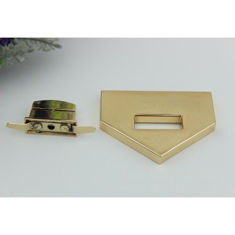 Bag hardware house shape design light gold metal turn twist locks