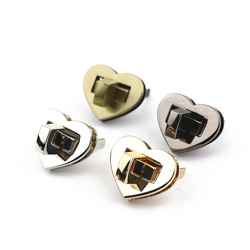 Flat surface cute lovely heart bag hardware metal turn twist locks