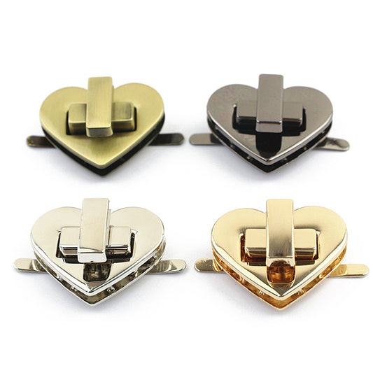 Fashion simple design metal twist bag heart locks