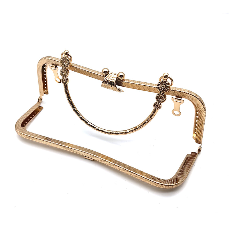 Fashion design flip cover clip lock embossing pattern make holes clutch bag metal frame with metal handle