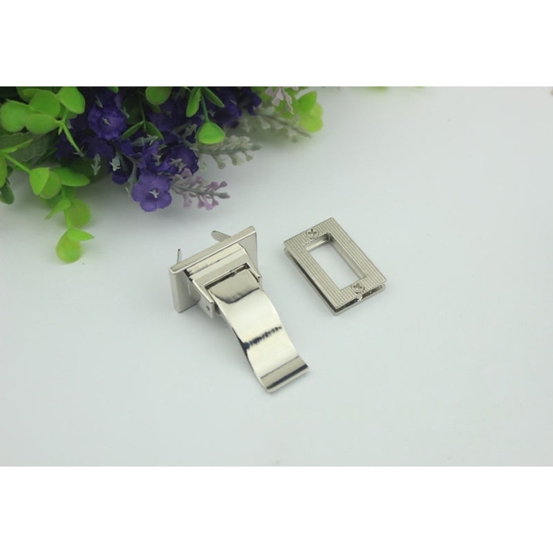 Square shape metal flip turn lock for bag