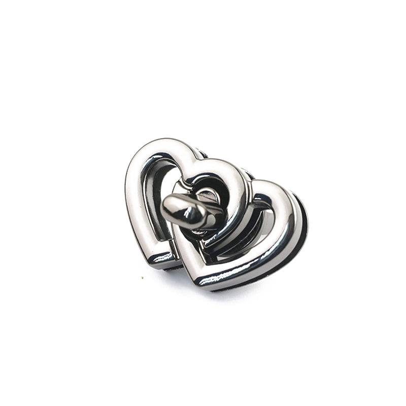 Double heart intersecting metal twist bag lock