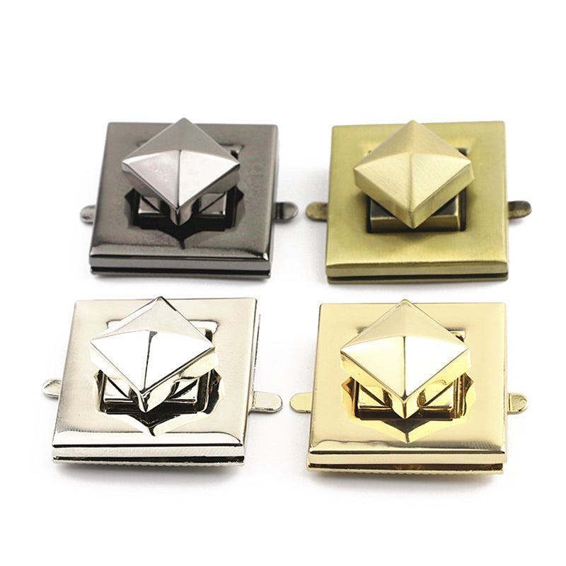 Hardware metal square twist lock for bags