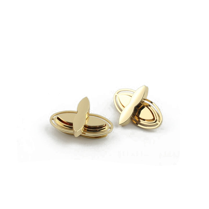 Bag hardware leaf shape twist turn lock