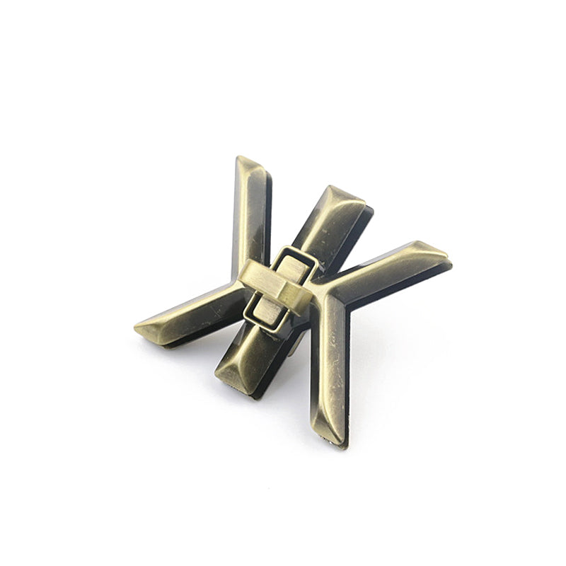 Special design handbag accessories Chinese Letters Mi shape metal turn locks