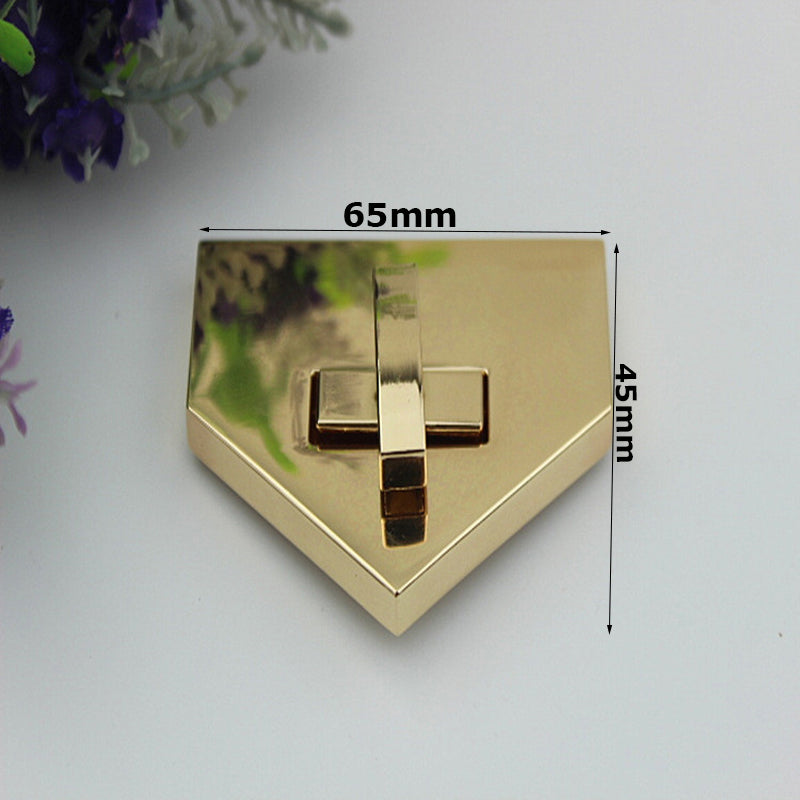 Bag hardware house shape design light gold metal turn twist locks